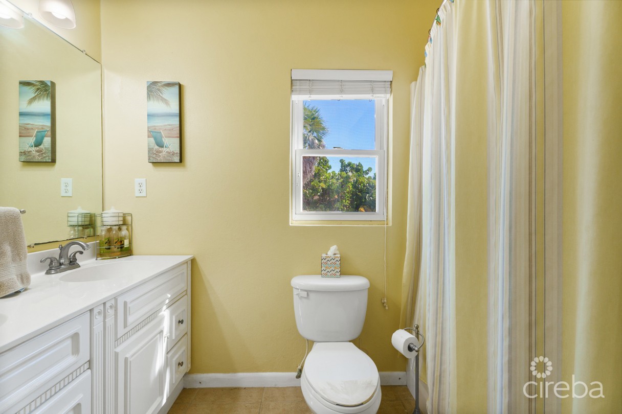 Southside Home And Bluffside Cottage - Image 12