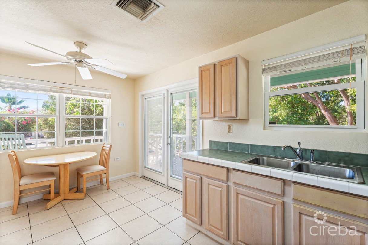 Southside Home And Bluffside Cottage - Image 30