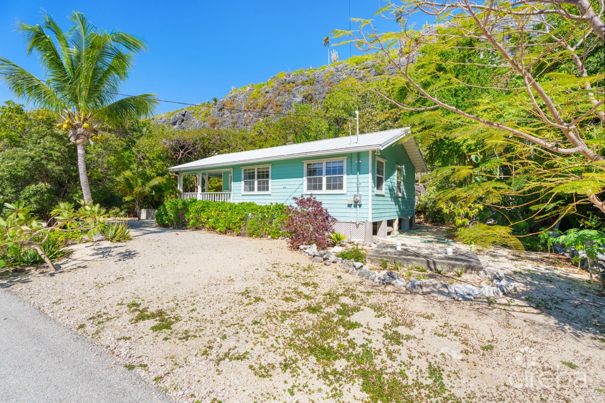 Southside Home And Bluffside Cottage - Image 25