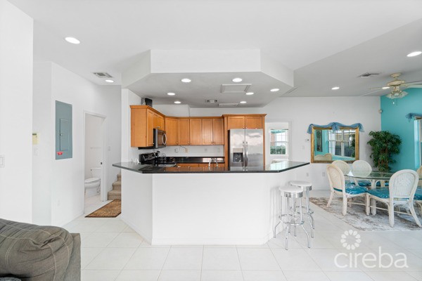 East End Paradise Villas.  3 Bed, 3 Bath + Den With Private Beach - Image 14