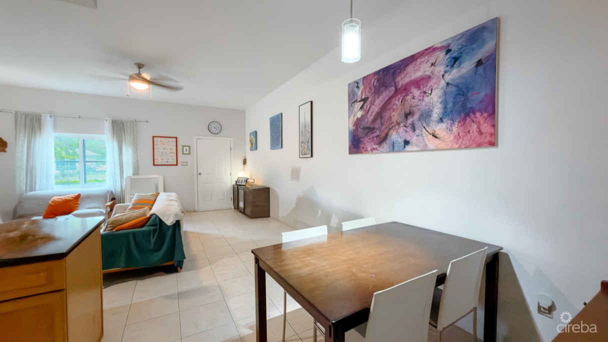 Alhambra Villas 1 Bed Condo - Image 5