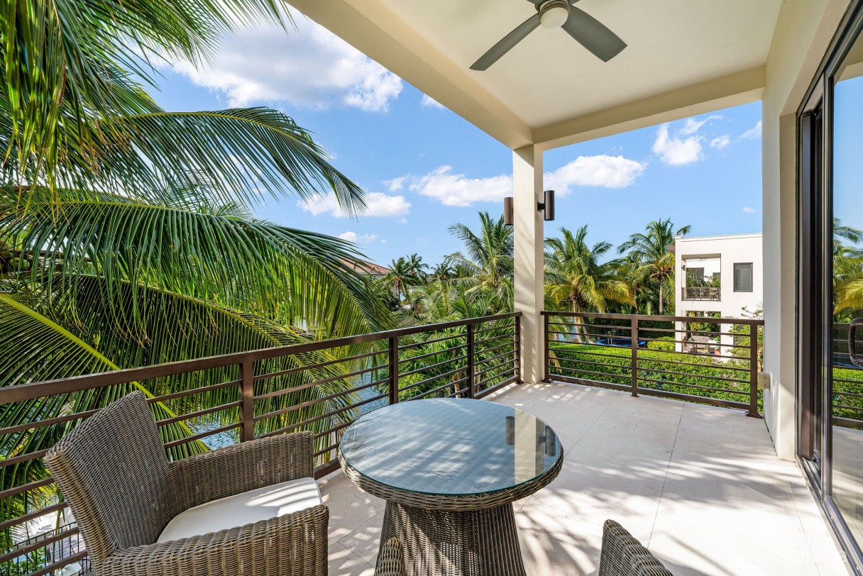 Cypress Pointe North Stand Alone Residence In  Crystal Harbour - Image 16