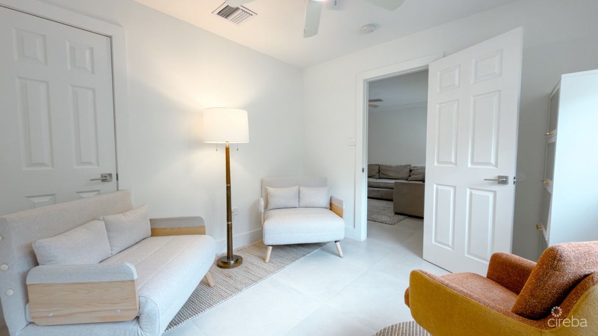 Bel Air Manor 3 Bedroom Townhouse - Image 2