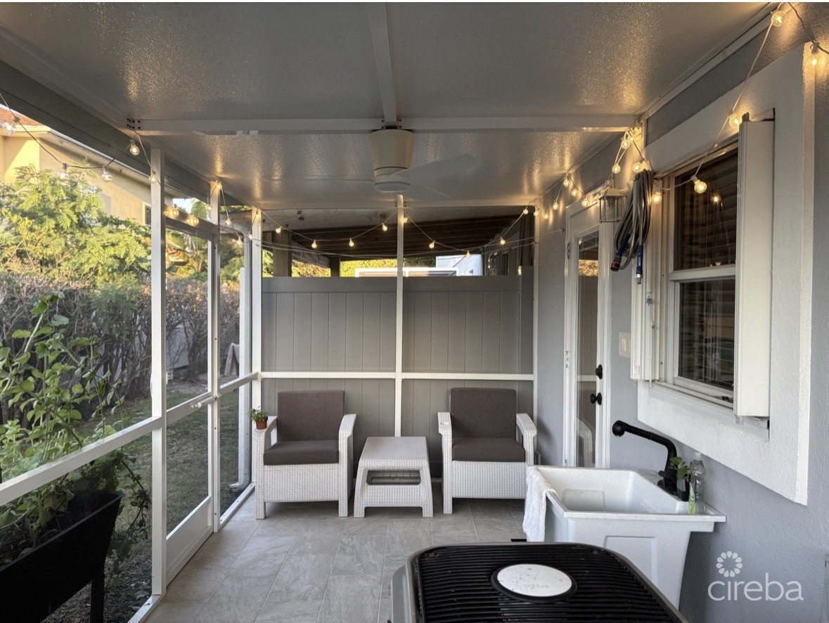 Parklane Living Townhouse - Image 1