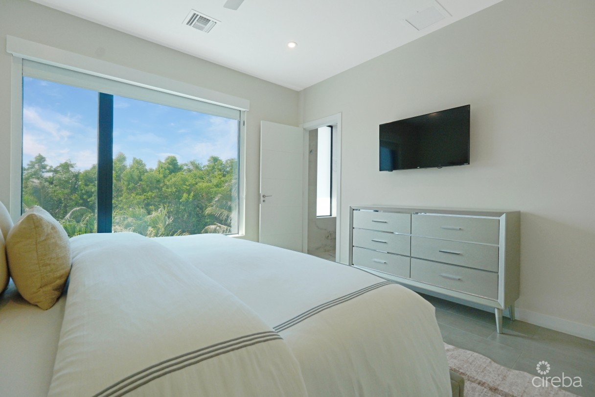 Vela 164 - 3 Bedroom Townhome - Image 12