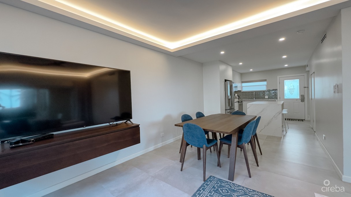 Plantation Village Seven Mile Beach - Image 4