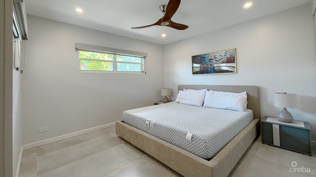 Plantation Village Seven Mile Beach - Image 14