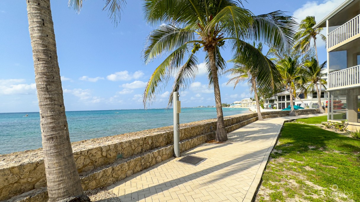 Plantation Village Seven Mile Beach - Image 16