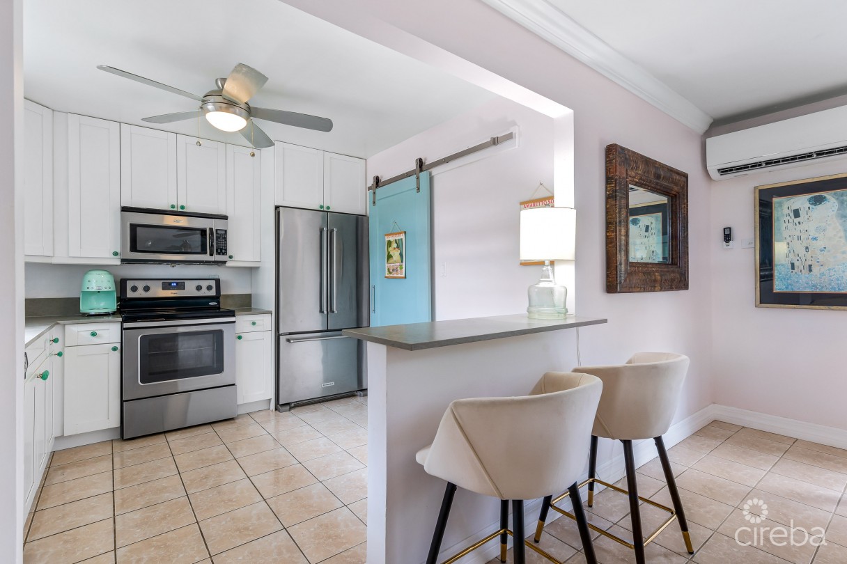 Starlet Crescent Duplex, West Bay - Image 6