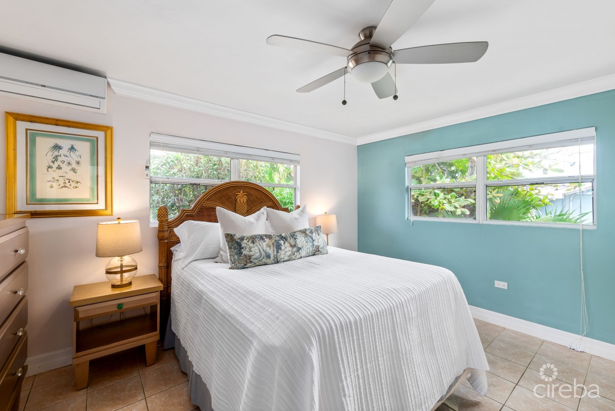 Starlet Crescent Duplex, West Bay - Image 12