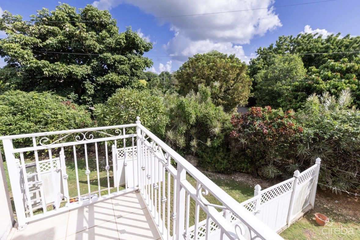 Lower Valley Luxury Townhouse - Image 9