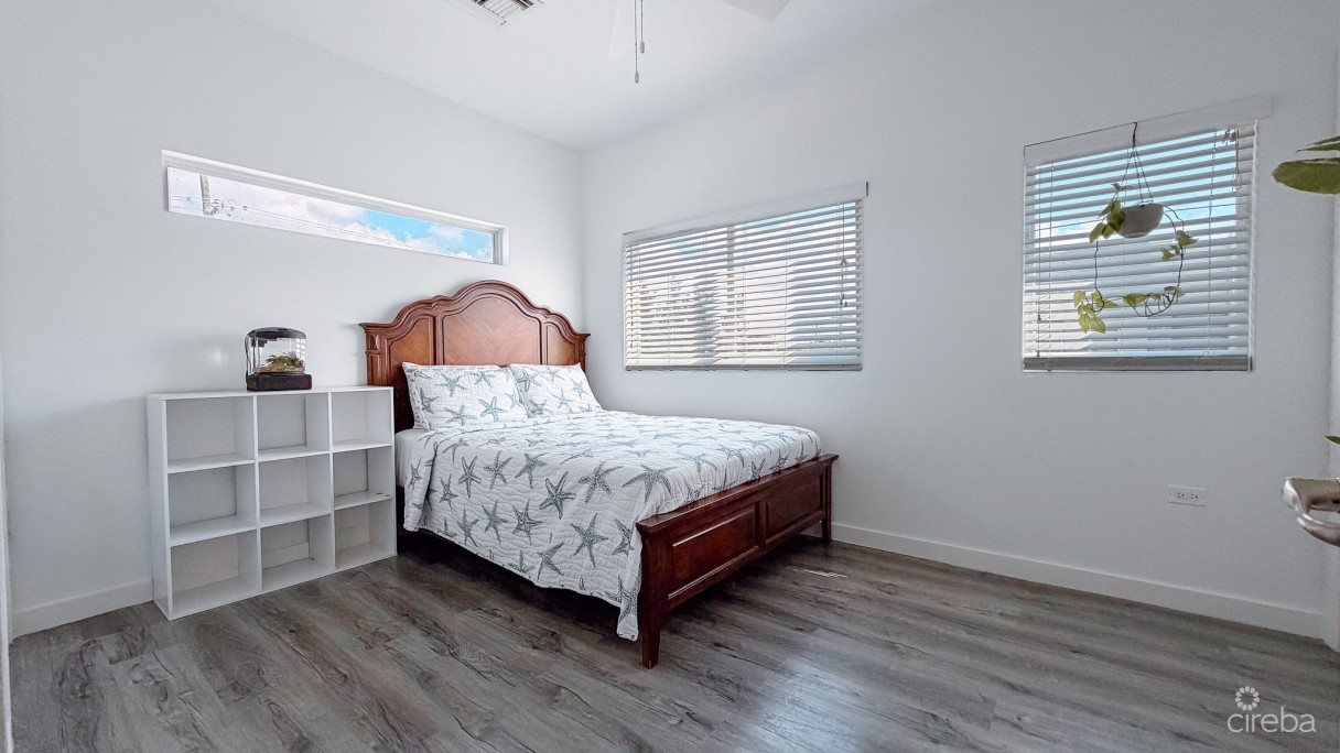 Ocean Reach 2 Bed Townhouse - Image 8