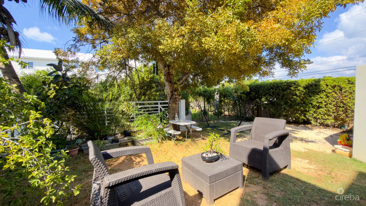 Ocean Reach 2 Bed Townhouse - Image 15