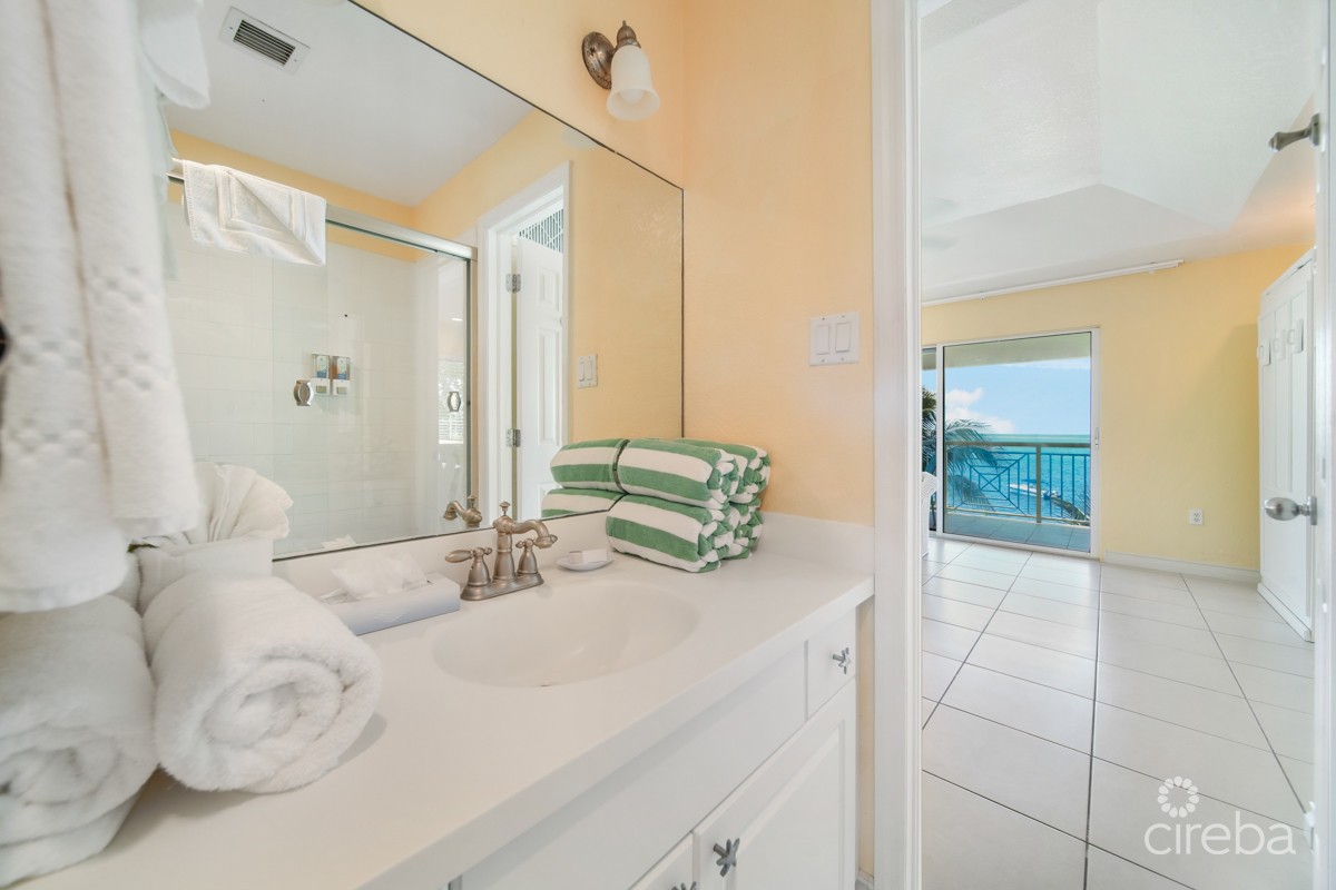 Compass Point 205 - One Bedroom - Image 13