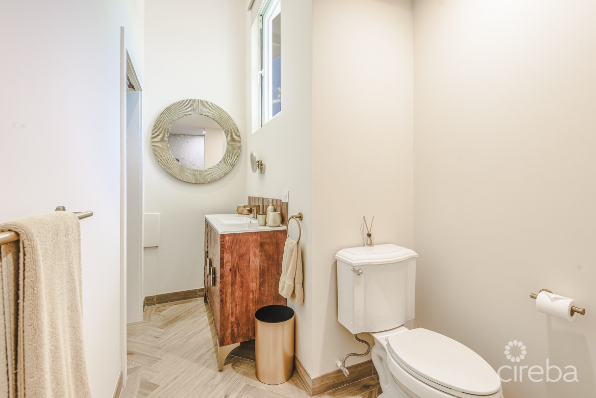 Remastered Mid-century Modern Home - Image 23