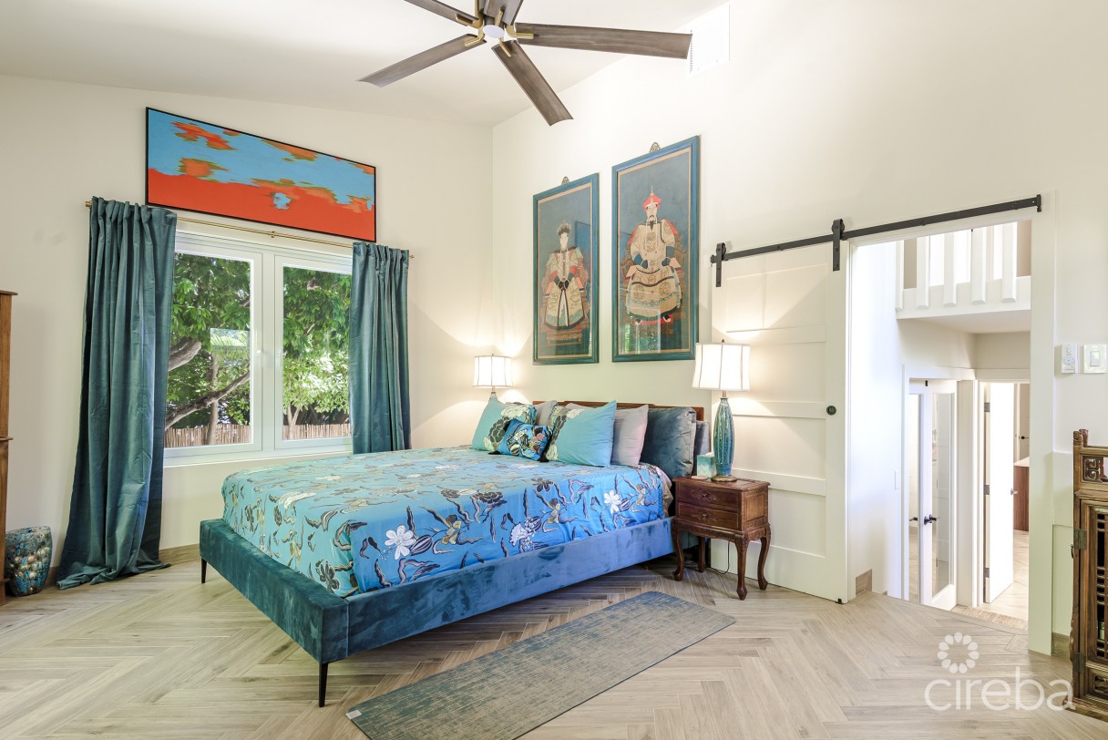 Remastered Mid-century Modern Home - Image 24