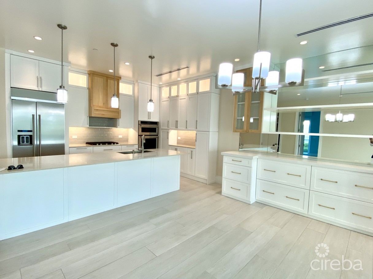 South Bay Residence In South Sound - Image 3