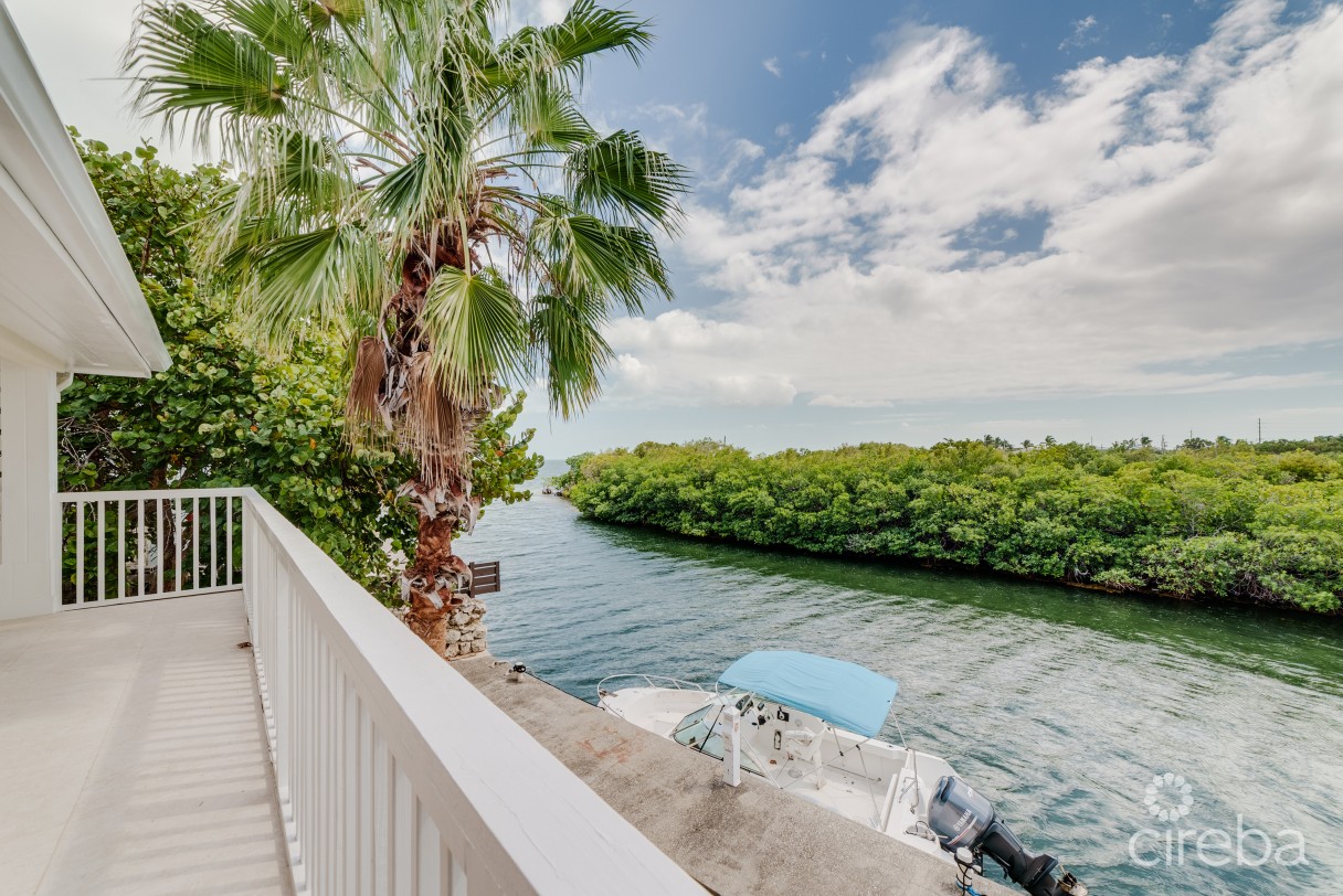 Reduced! #1 Canal Home Uncle Bob Lane - Image 17