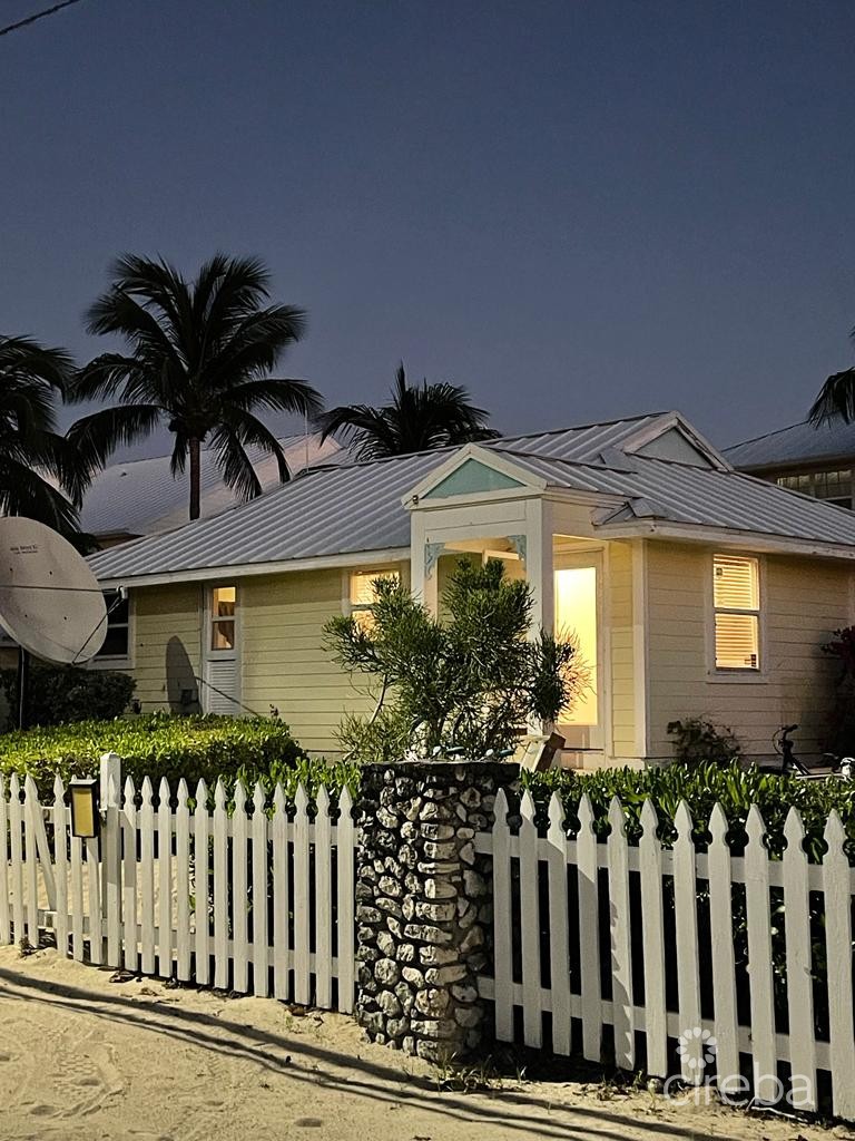 Conch Club Cottage-little Cayman - Image 1