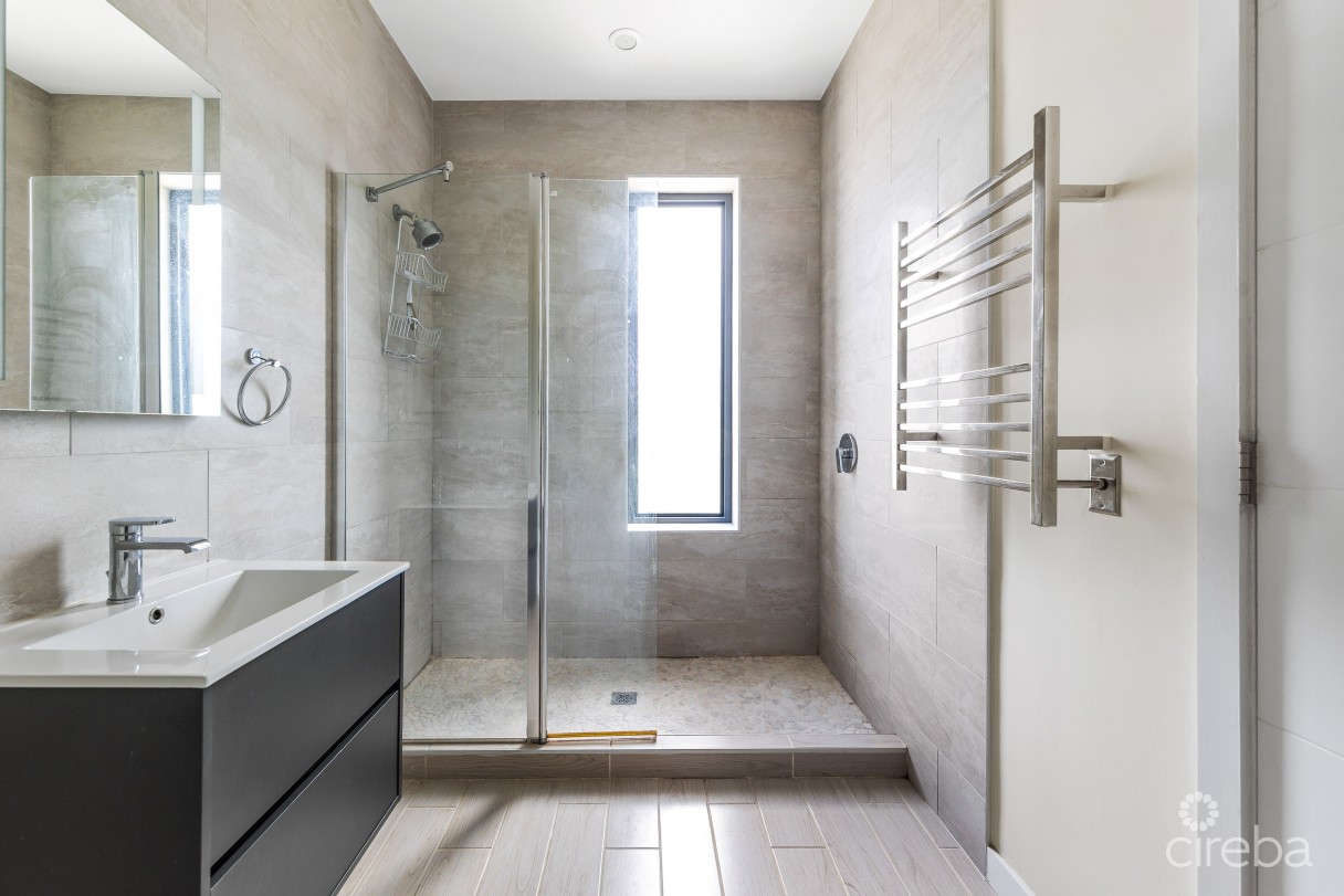 Vela 68, 2 Bed Townhome - Image 14