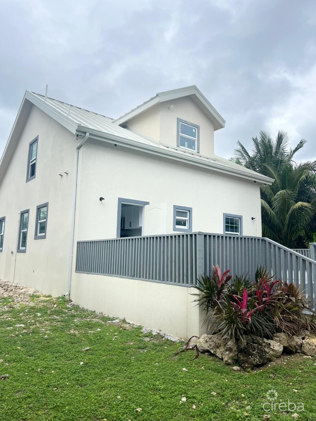 Bodden Town Family Home - Image 2