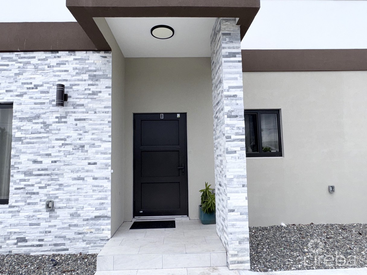 Lower Valley Duplex - Image 17