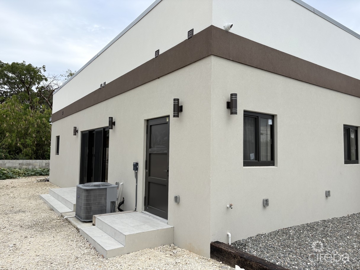 Lower Valley Duplex - Image 18