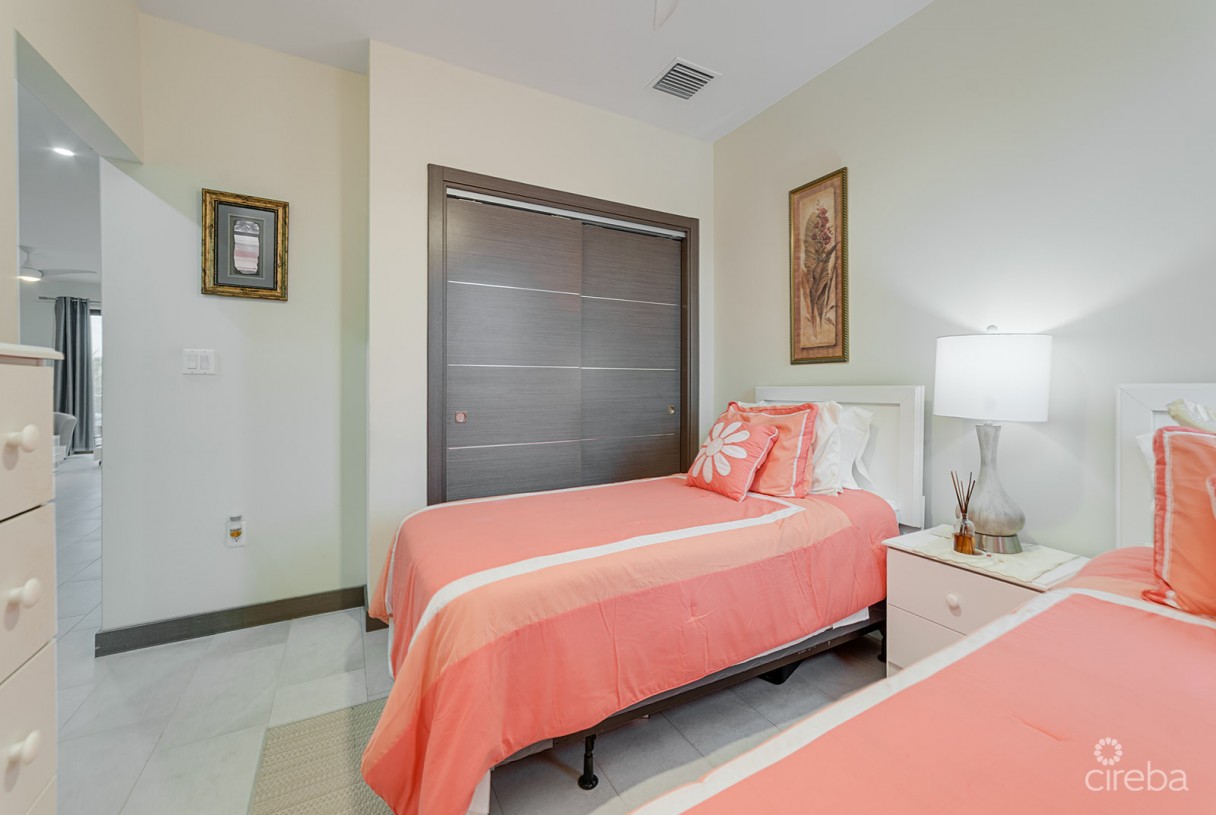 Beautiful Arvia Three Bedroom - Image 9