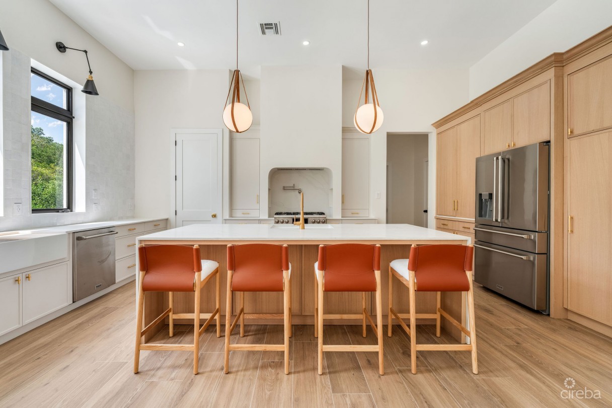 Bel Air Dr, South Sound - Custom New Build - Image 7