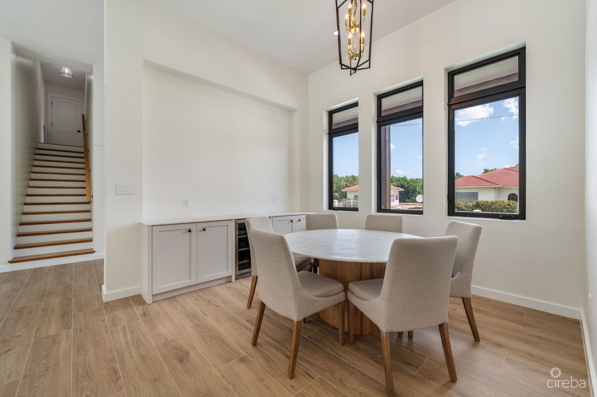 Bel Air Dr, South Sound - Custom New Build - Image 8