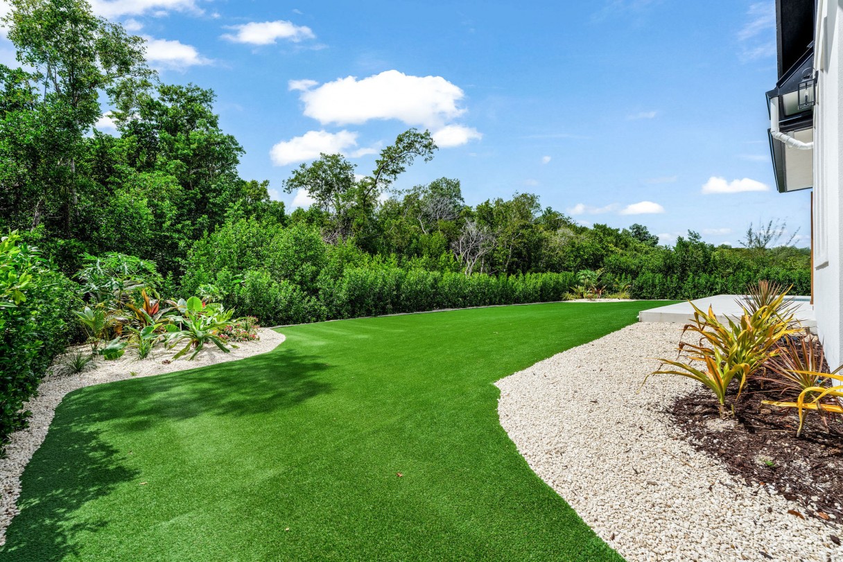 Bel Air Dr, South Sound - Custom New Build - Image 34