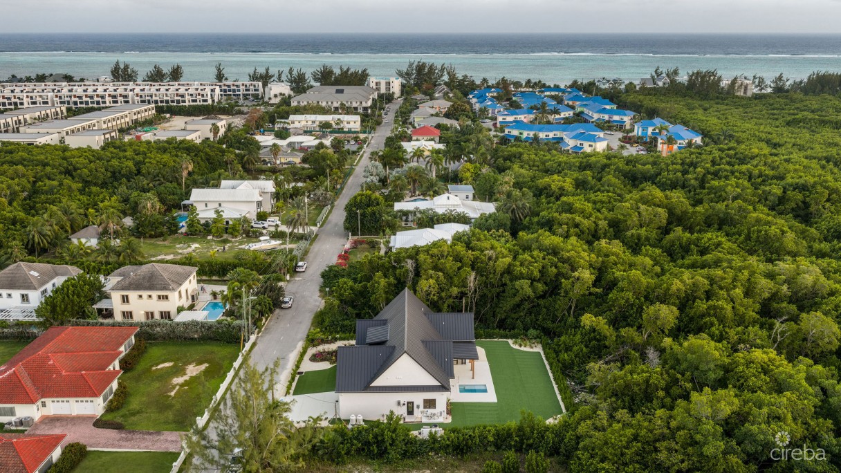 Bel Air Dr, South Sound - Custom New Build - Image 36