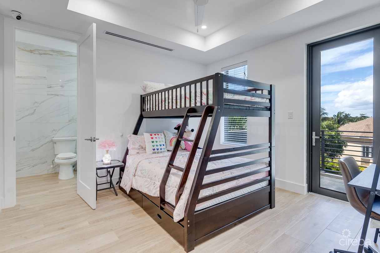 Royal Palms - 5 Bedroom Estate W/rental Unit - Image 26