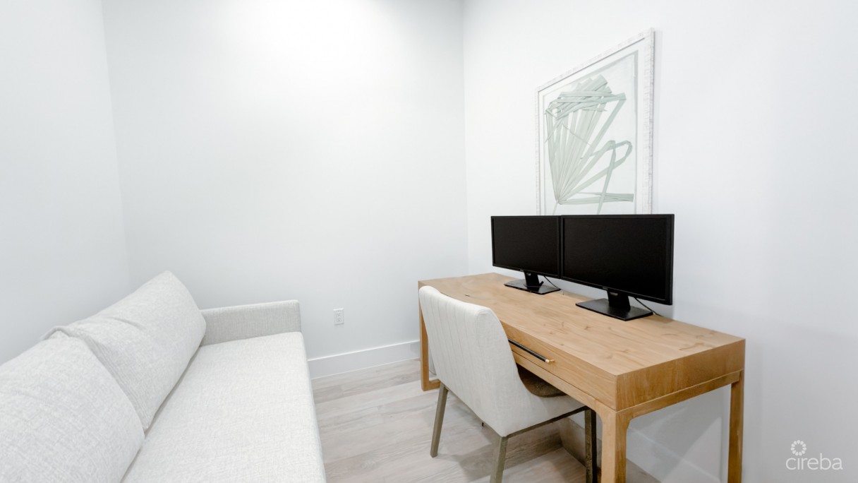 Aura #303 - Oceanfront 2 Bed Plus Den Townhouse Residence - Image 10