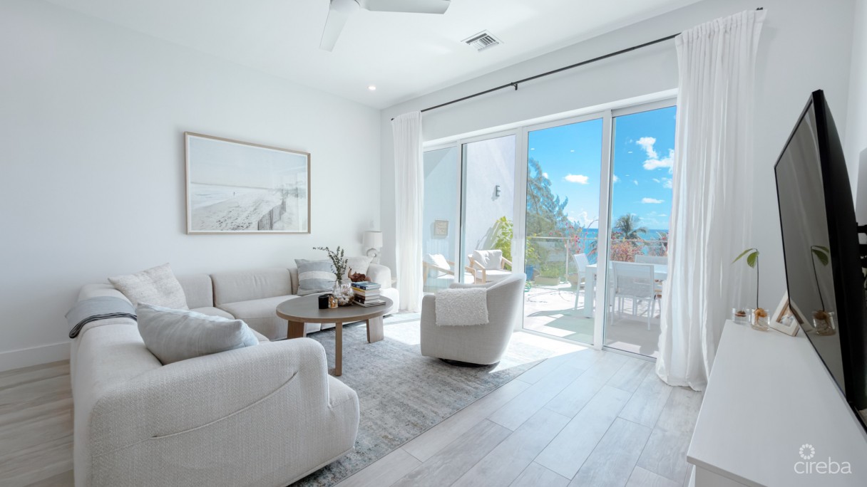 Aura #303 - Oceanfront 2 Bed Plus Den Townhouse Residence - Image 4