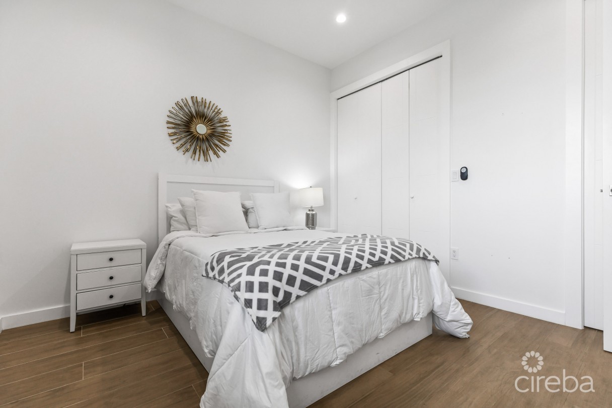 Allure 10, Waterfront Condo - Image 2