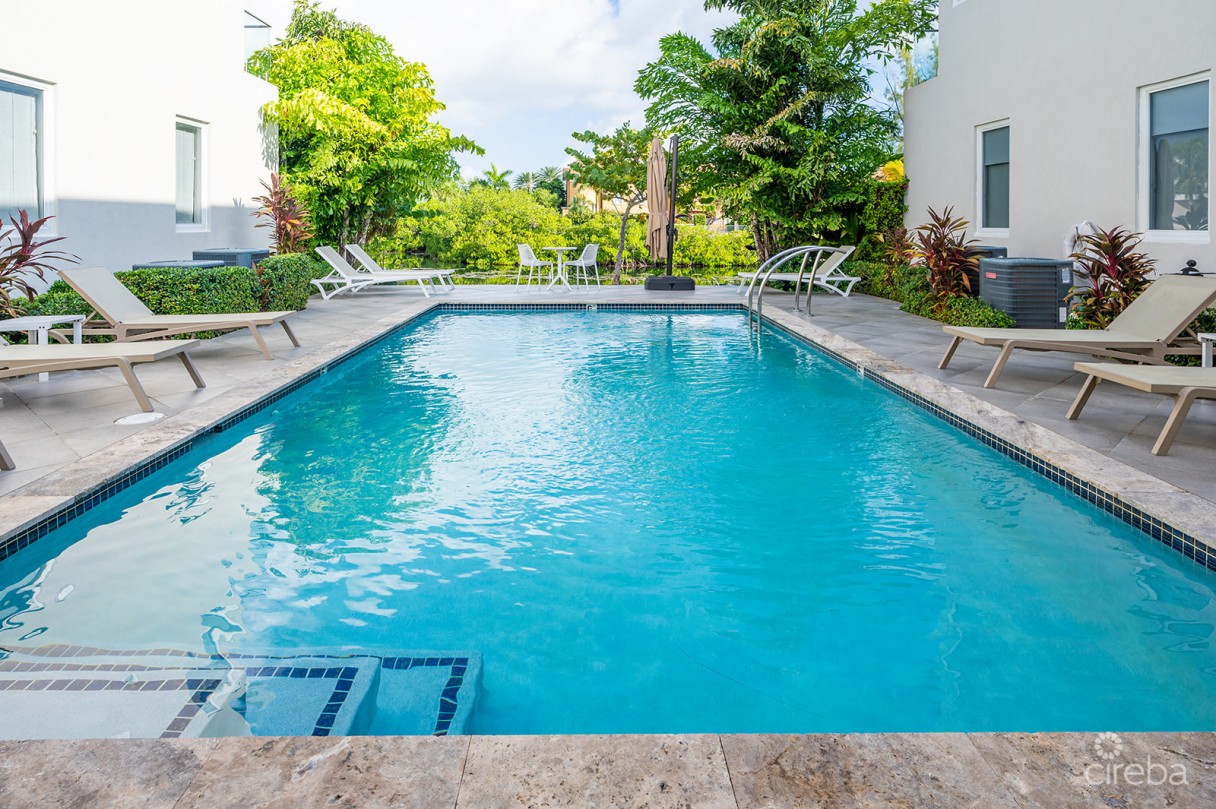 Twenty 40 Unit 15 - Image 25