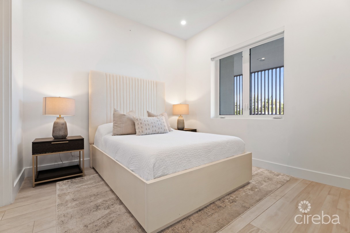 Aura #107, - Ground Floor 3 Bed Poolfront Residence - Image 7