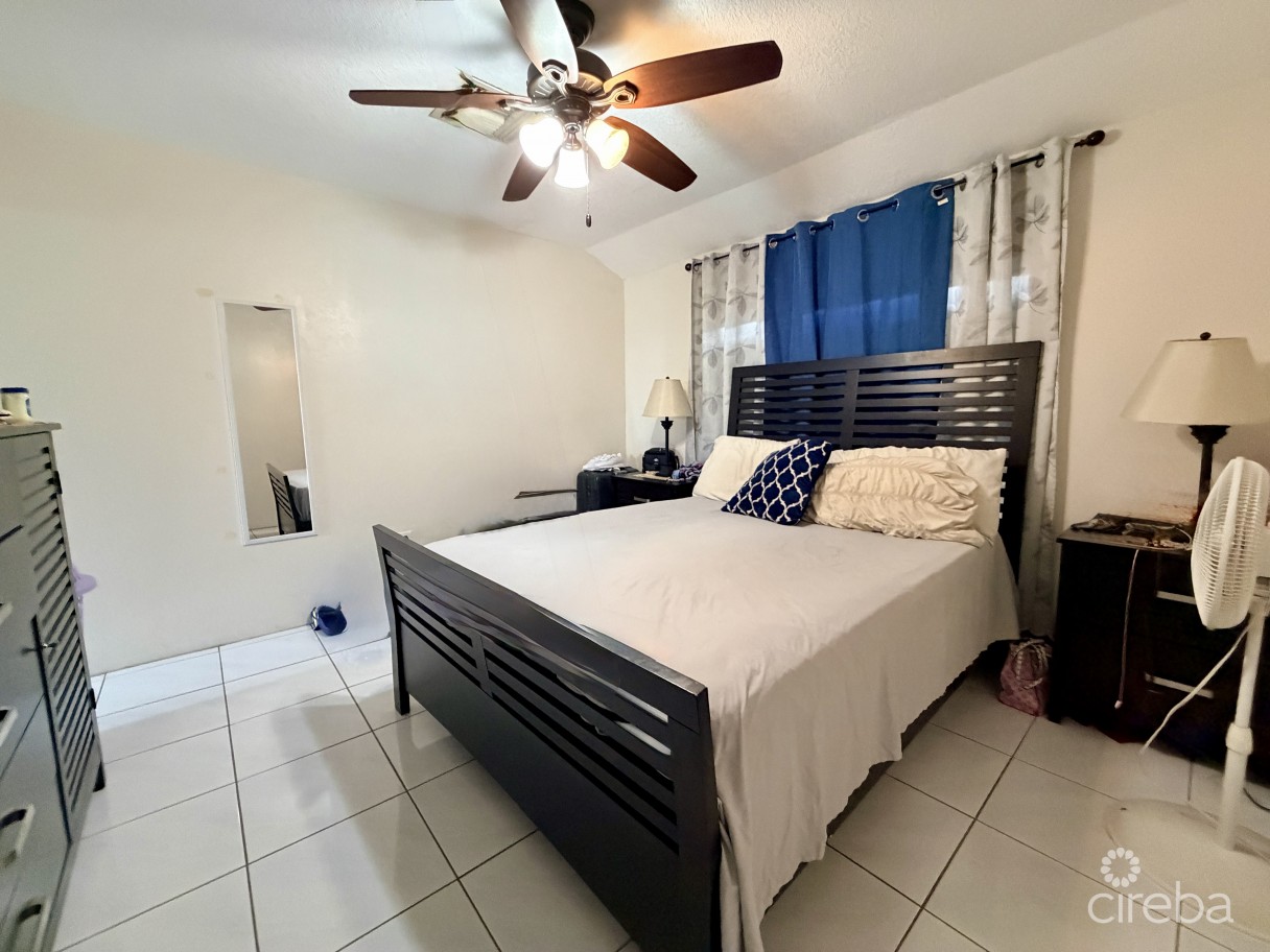 Tropical Haven - Remodeled 3 Bedroom Condo! - Image 14
