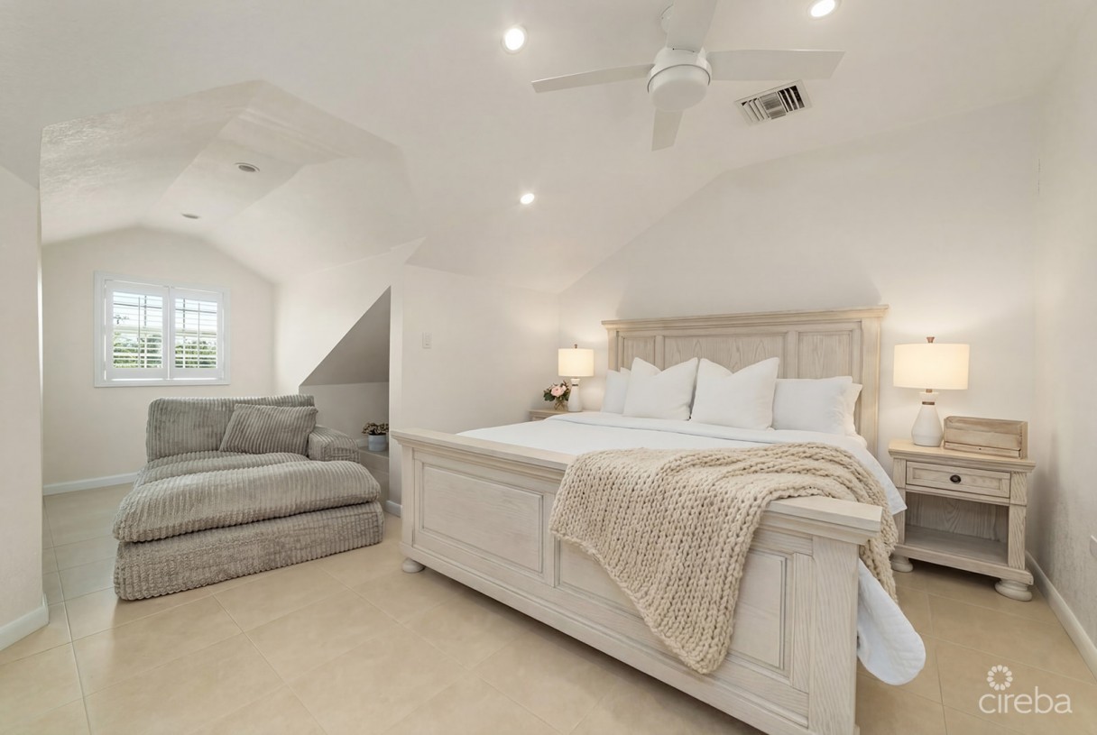 Fully Remodeled 3 Bedroom Townhome In Park Trace - Image 15