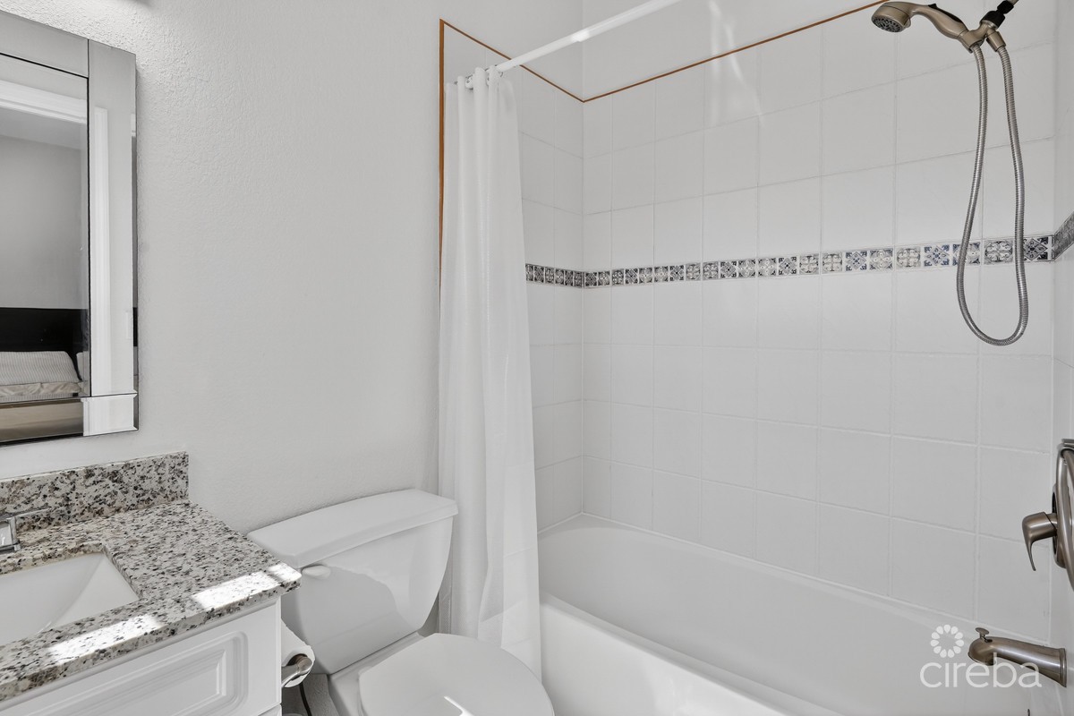 Secret Garden 2 Bedroom - Image 7