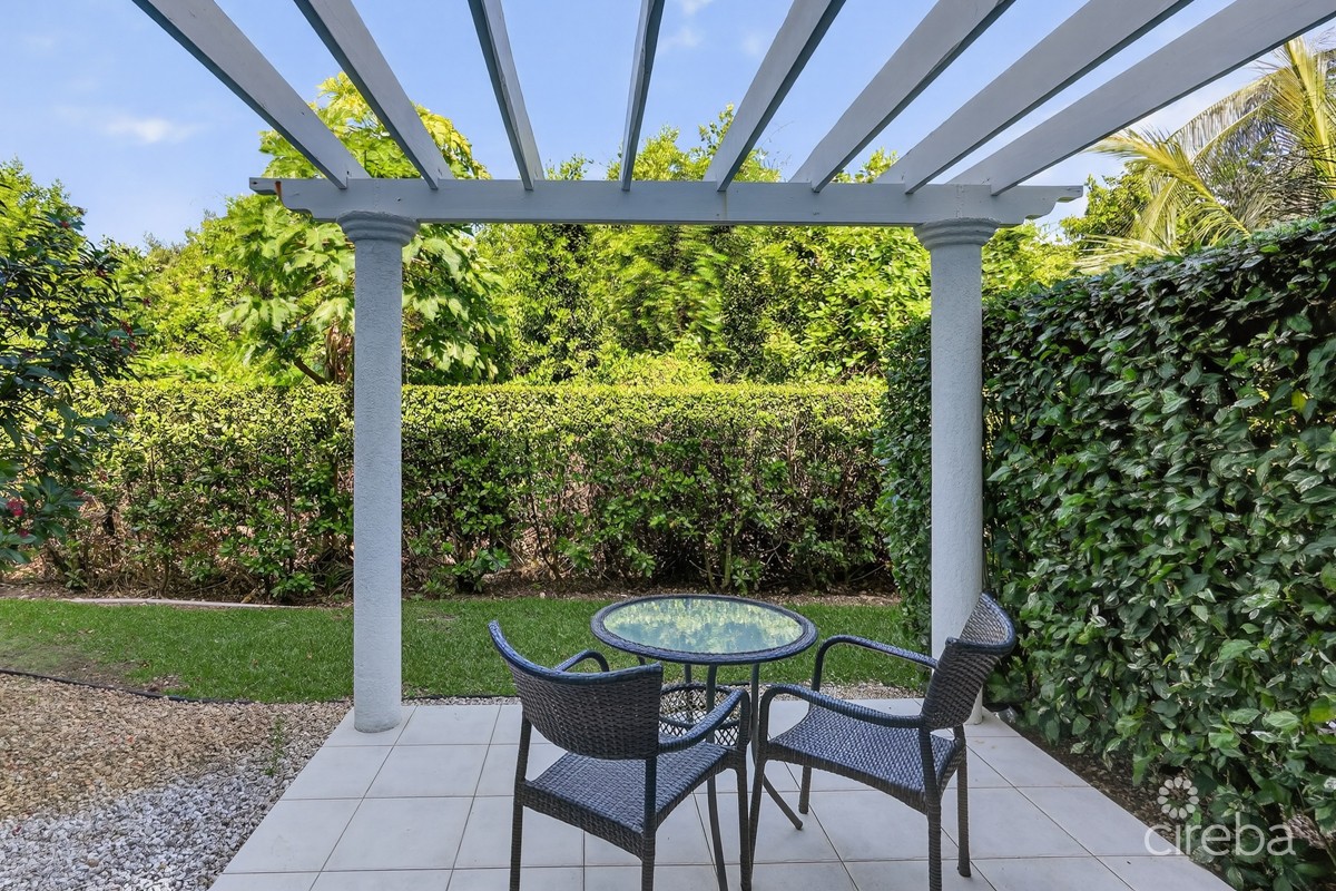 Secret Garden 2 Bedroom - Image 9