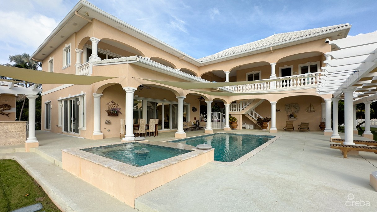 Yacht Club Canal Front Home - Image 1