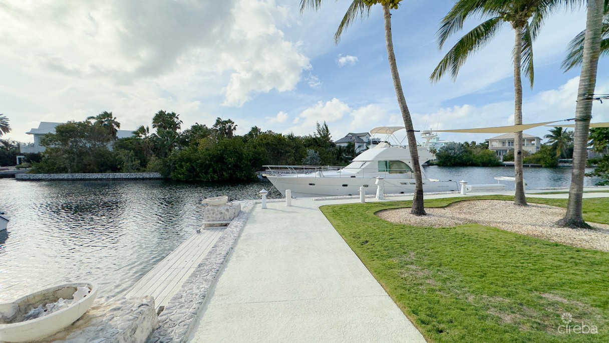 Yacht Club Canal Front Home - Image 3