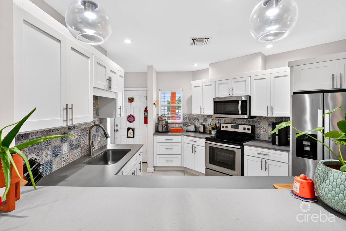 Cayman Crossing  Modern Two Bedroom - Image 3