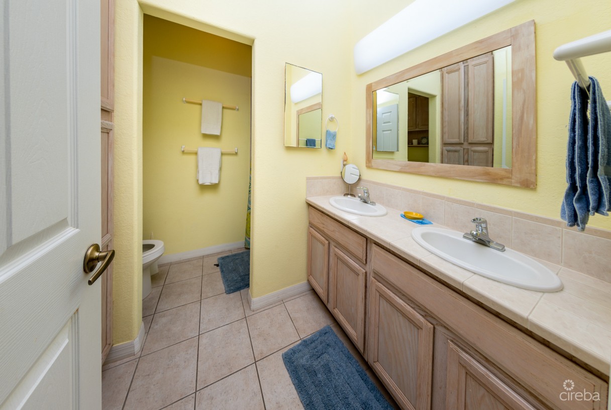 Ocean Front Paradise Villa Cayman Brac - Image 10