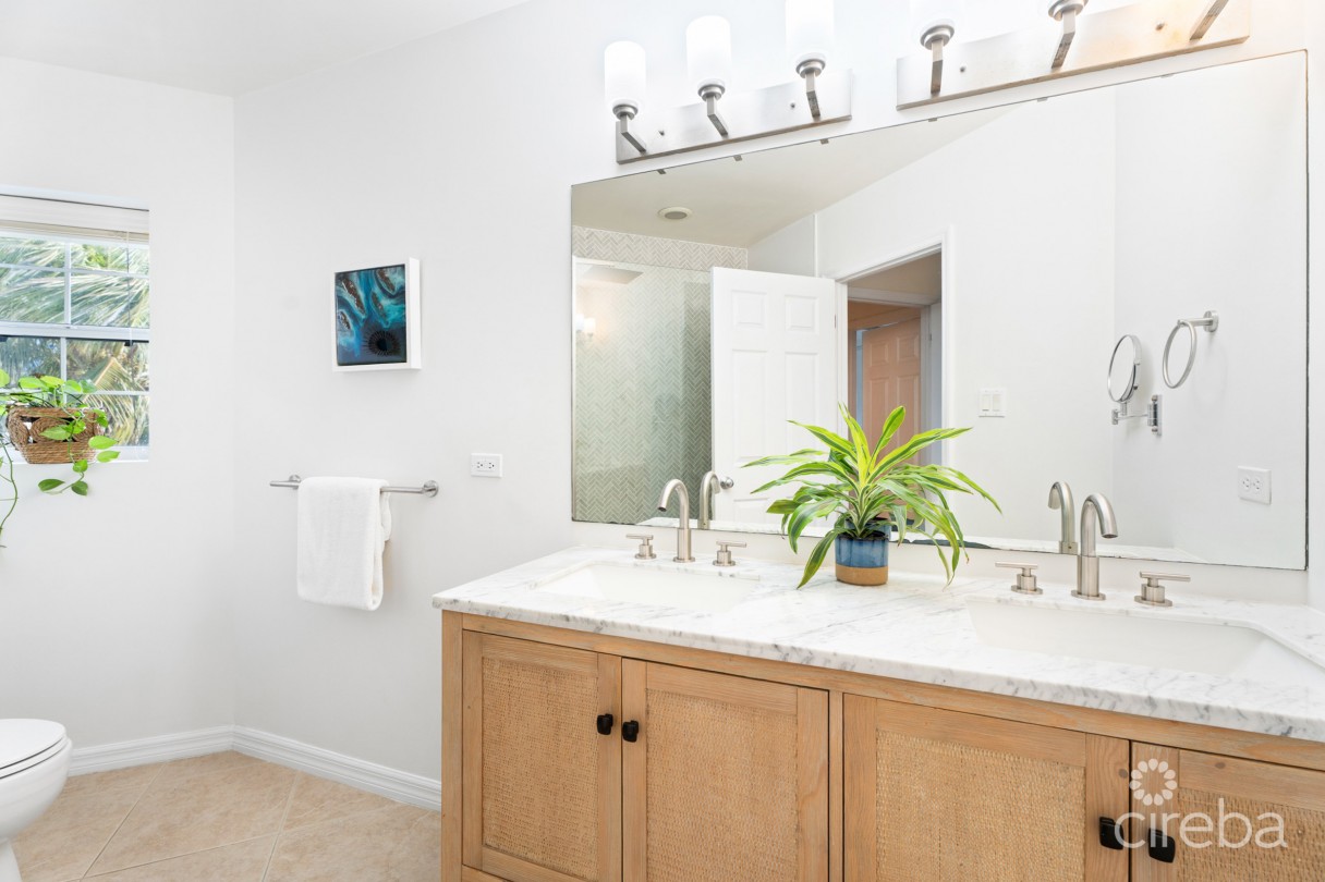 Cayman Crossing 33, Beautifully Renovated Townhome - Image 13
