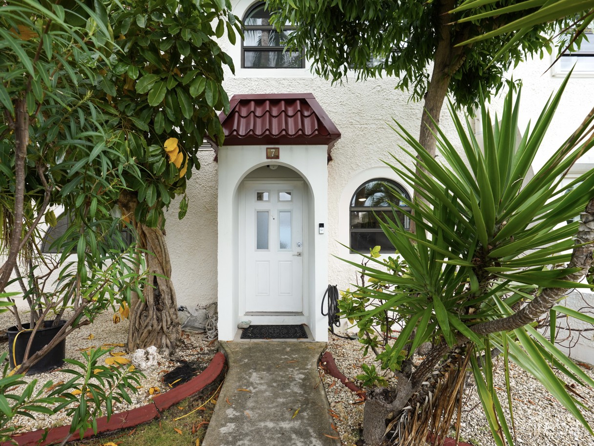 Lime Tree Bay Townhouse 2 Bed 2.5 Bath Smb Corridor - Image 21