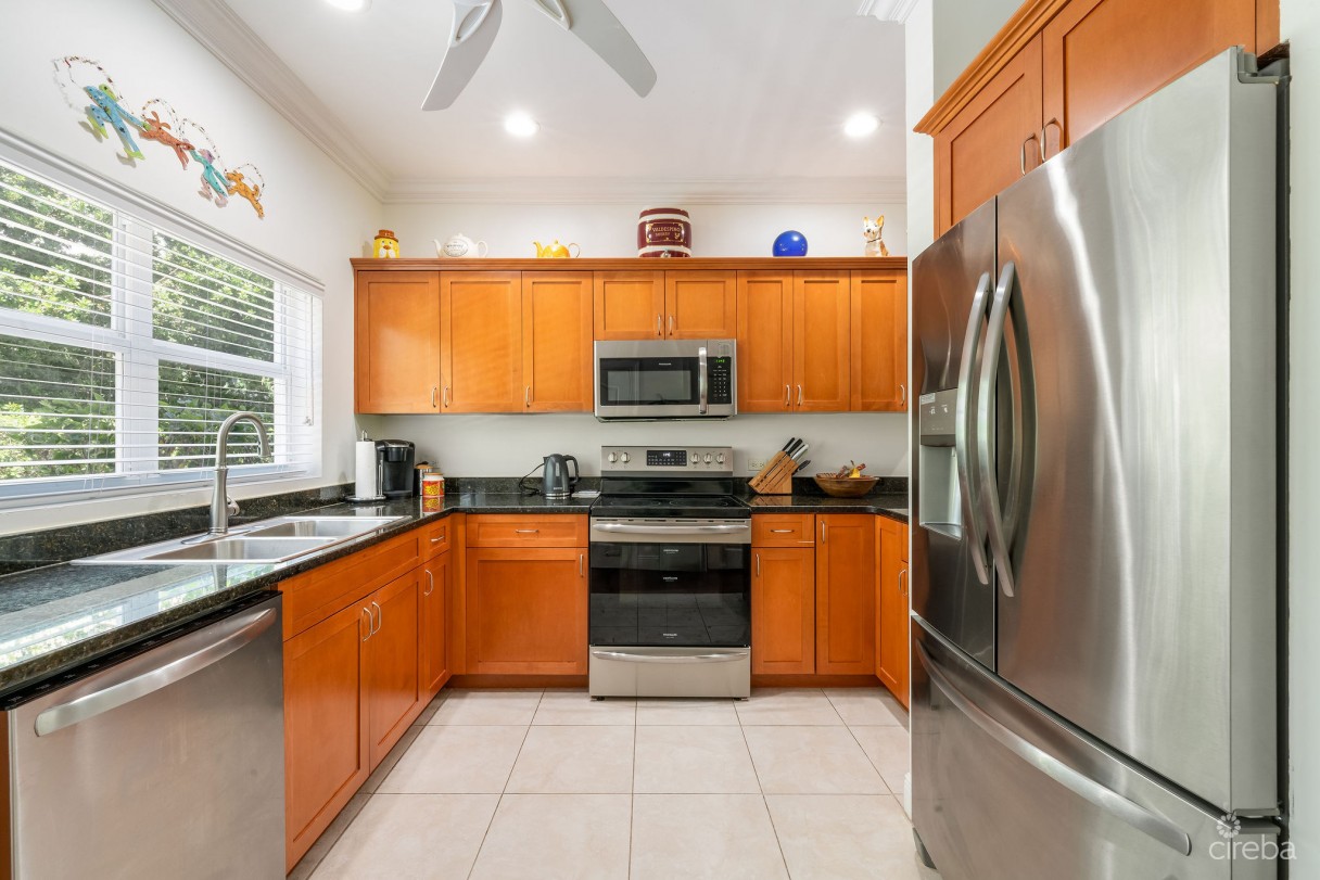 Beach Lane #9 - Image 4