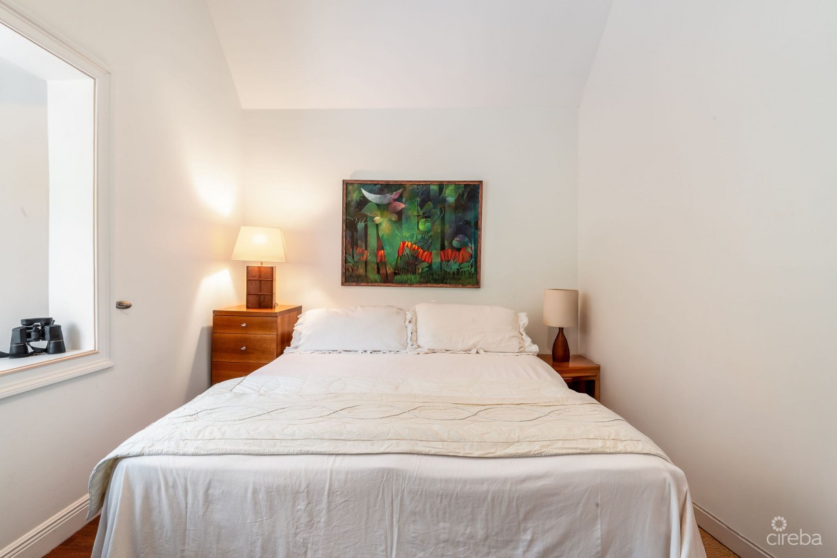 Beach Lane #9 - Image 10